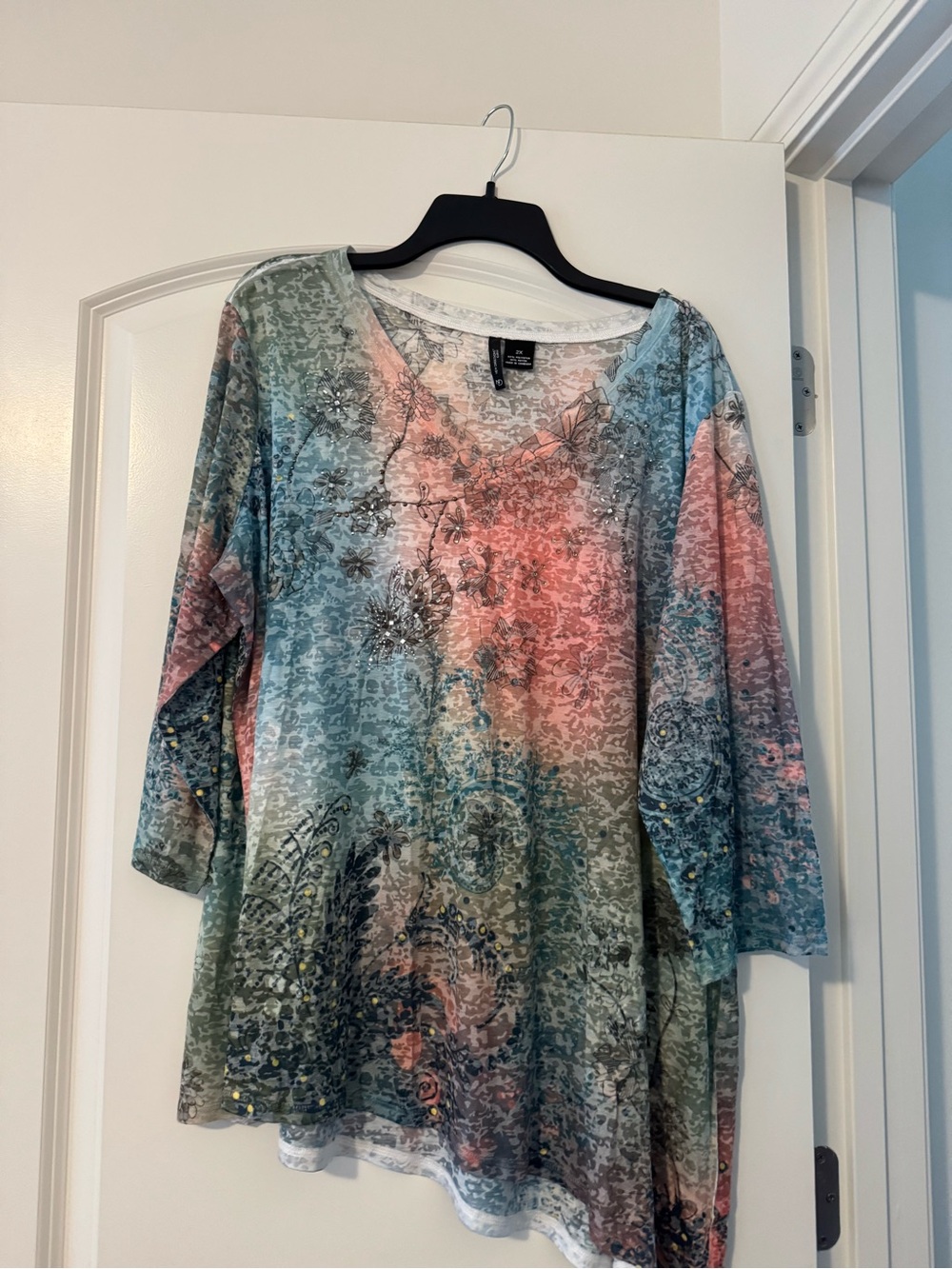 new directions Multicolor V-Neck Watercolor Floral Tunic
